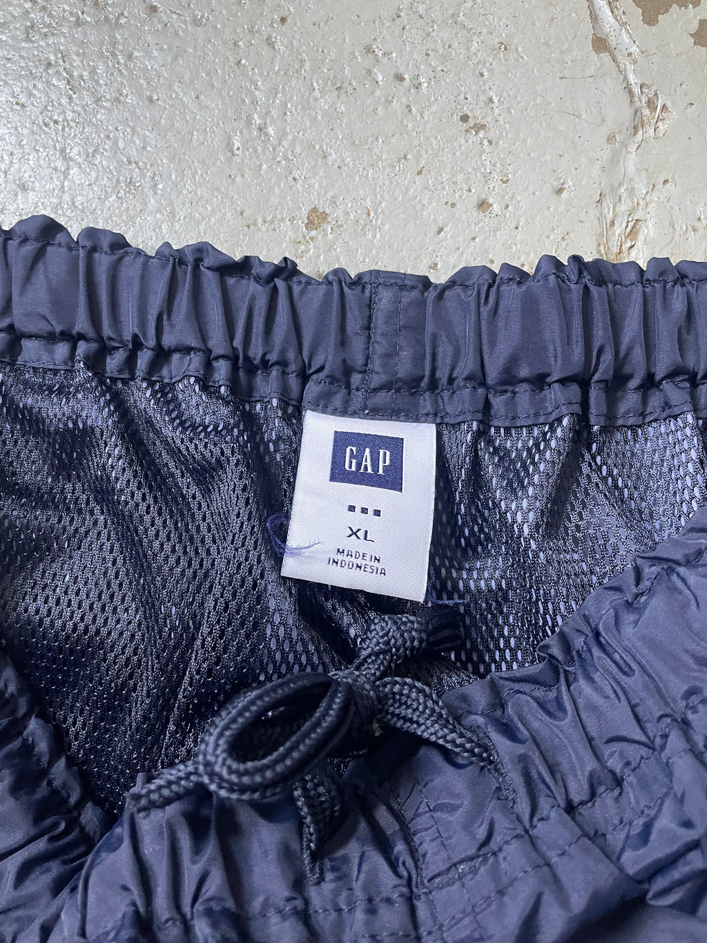 VINTAGE GAP TRACK PANTS
