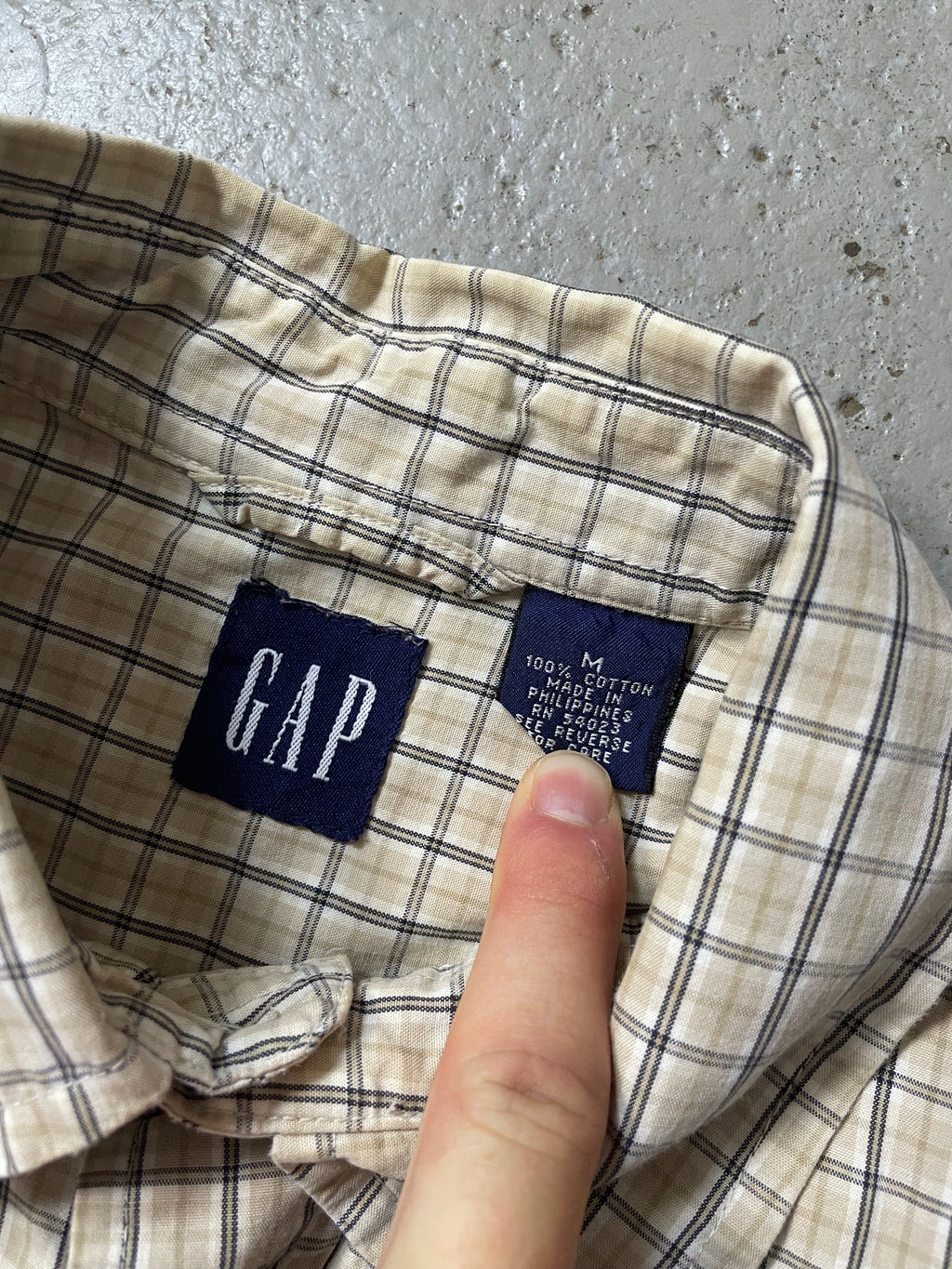 VINTAGE GAP CROPPED BUTTON UP