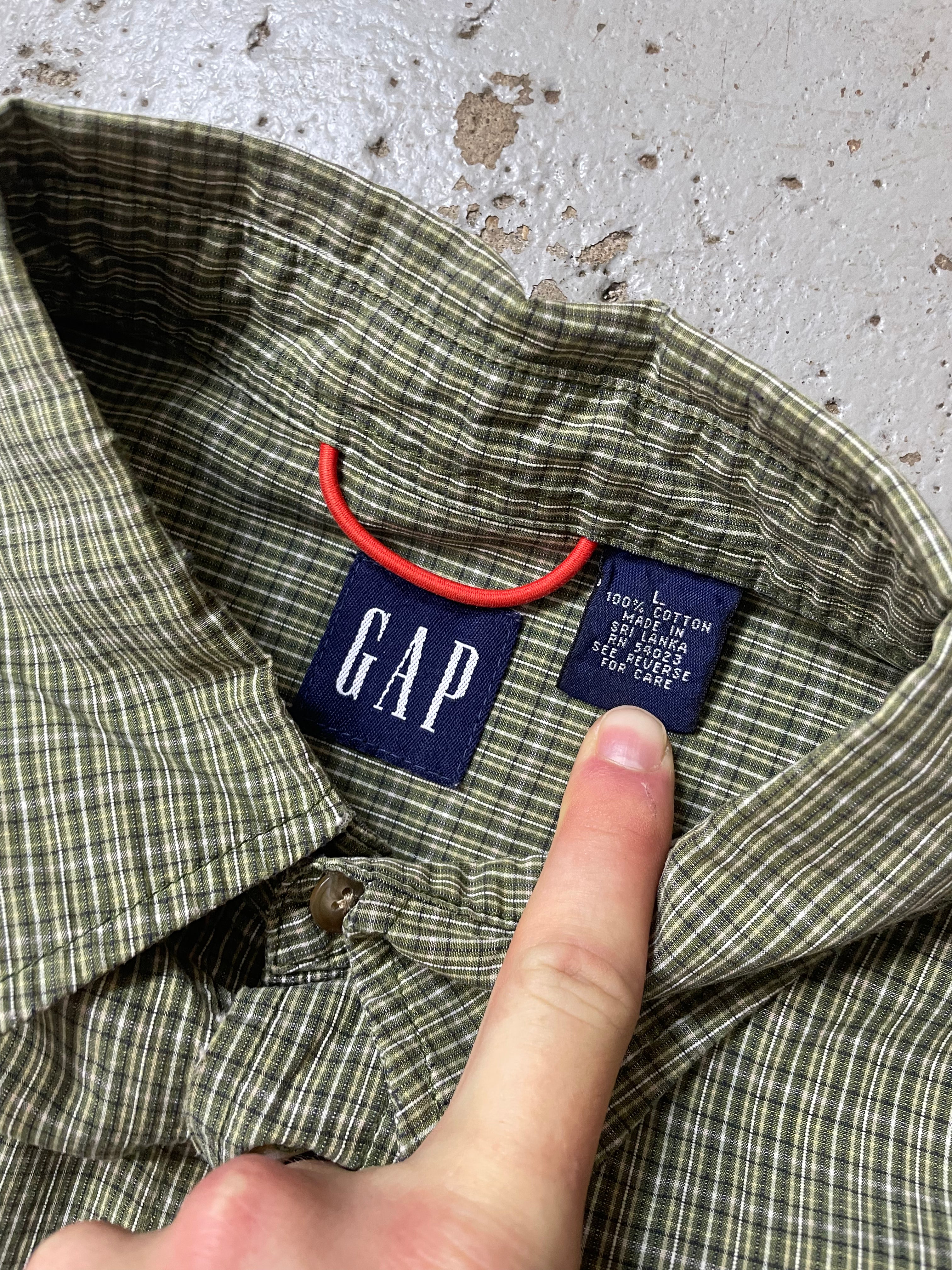VINTAGE GAP CROPPED BUTTON UP