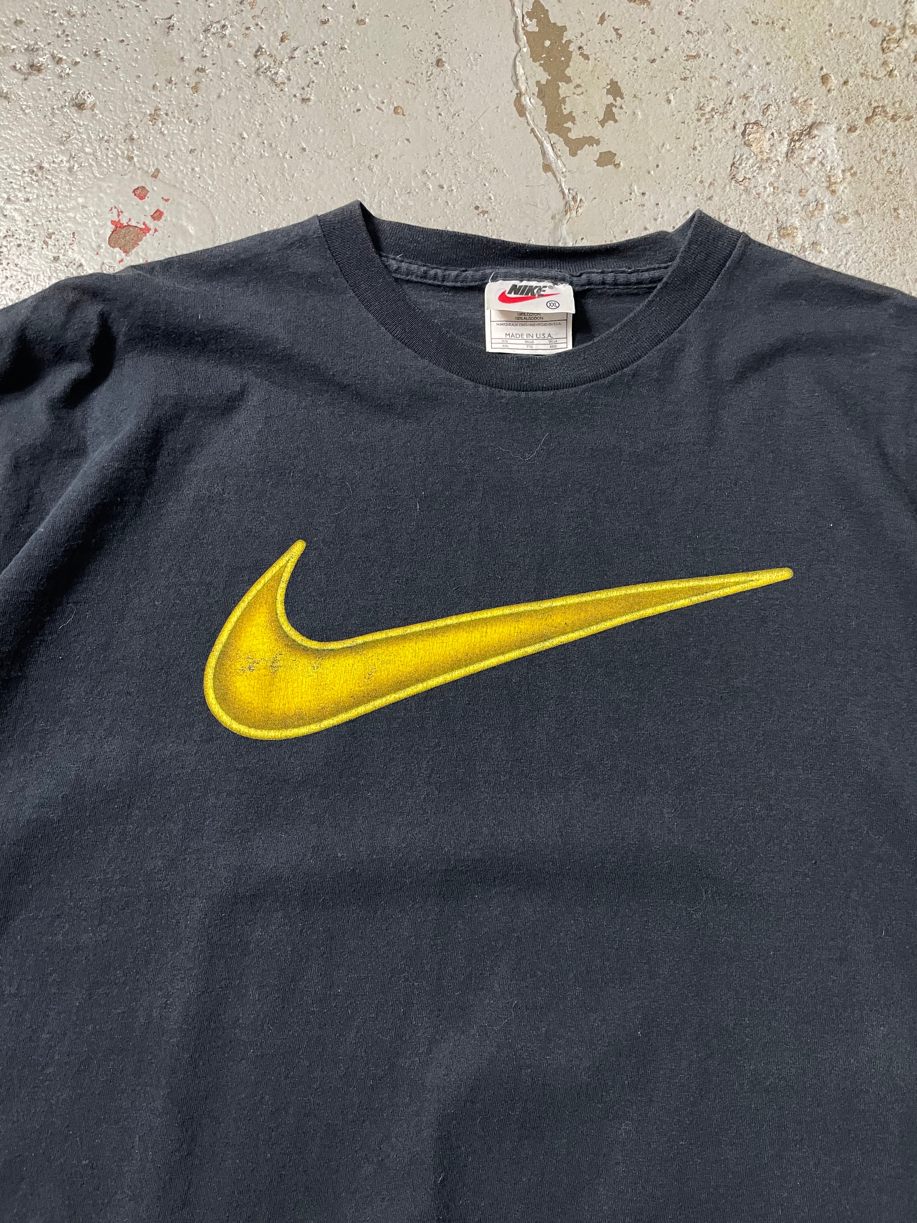 VINTAGE NIKE TEE