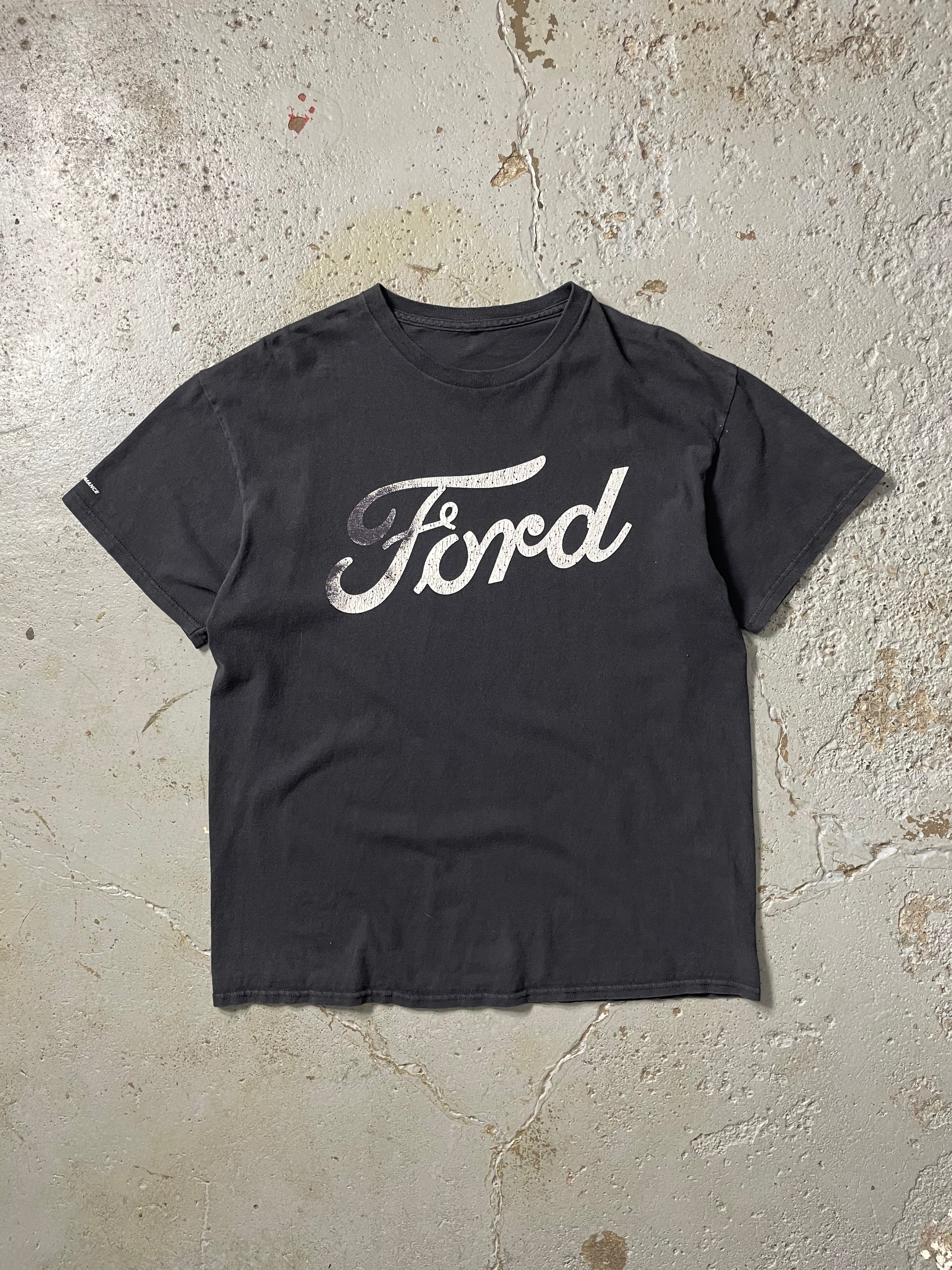 VINTAGE FADED FORD TEE