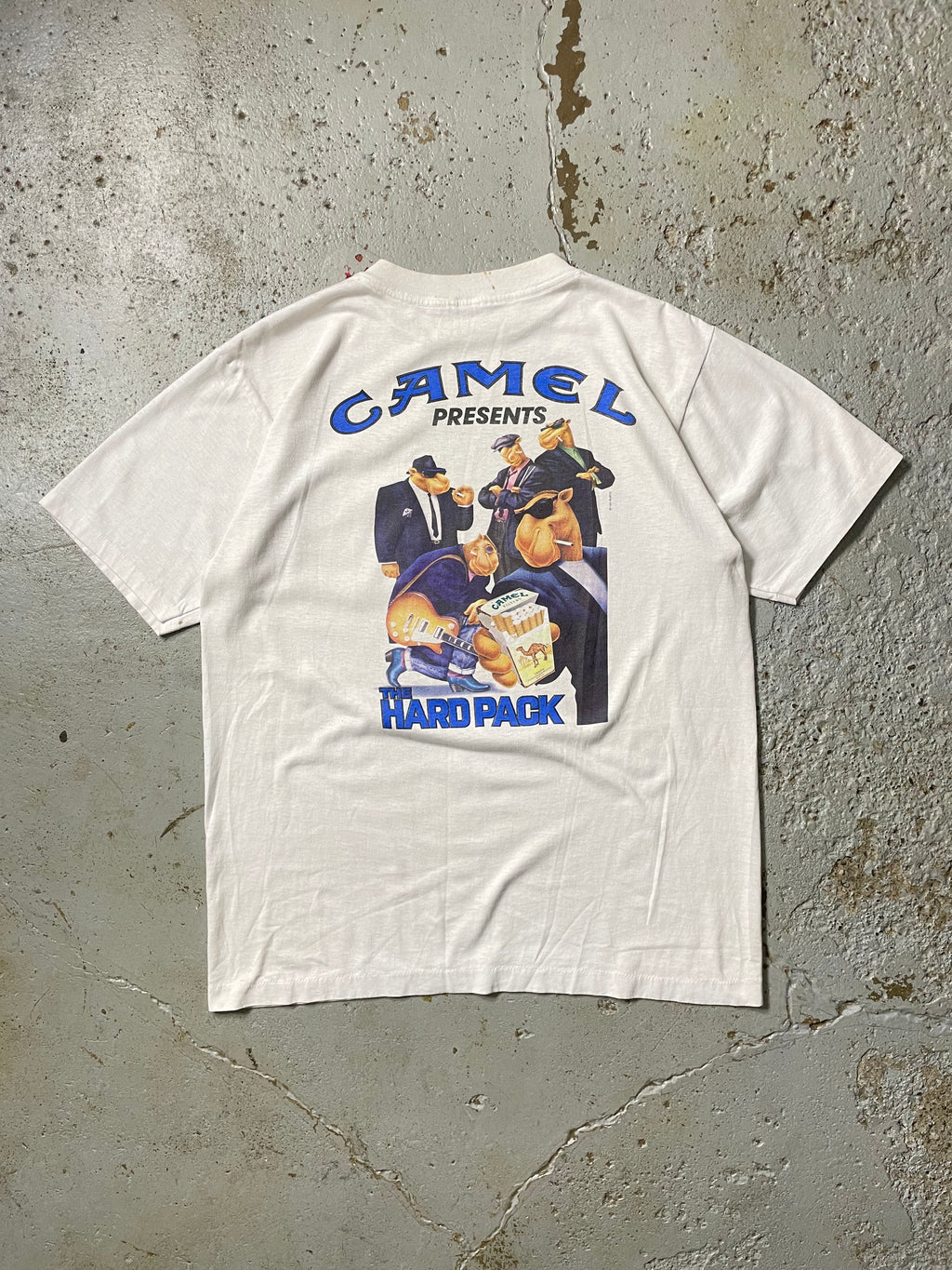 VINTAGE CAMEL CIGARETTES TEE