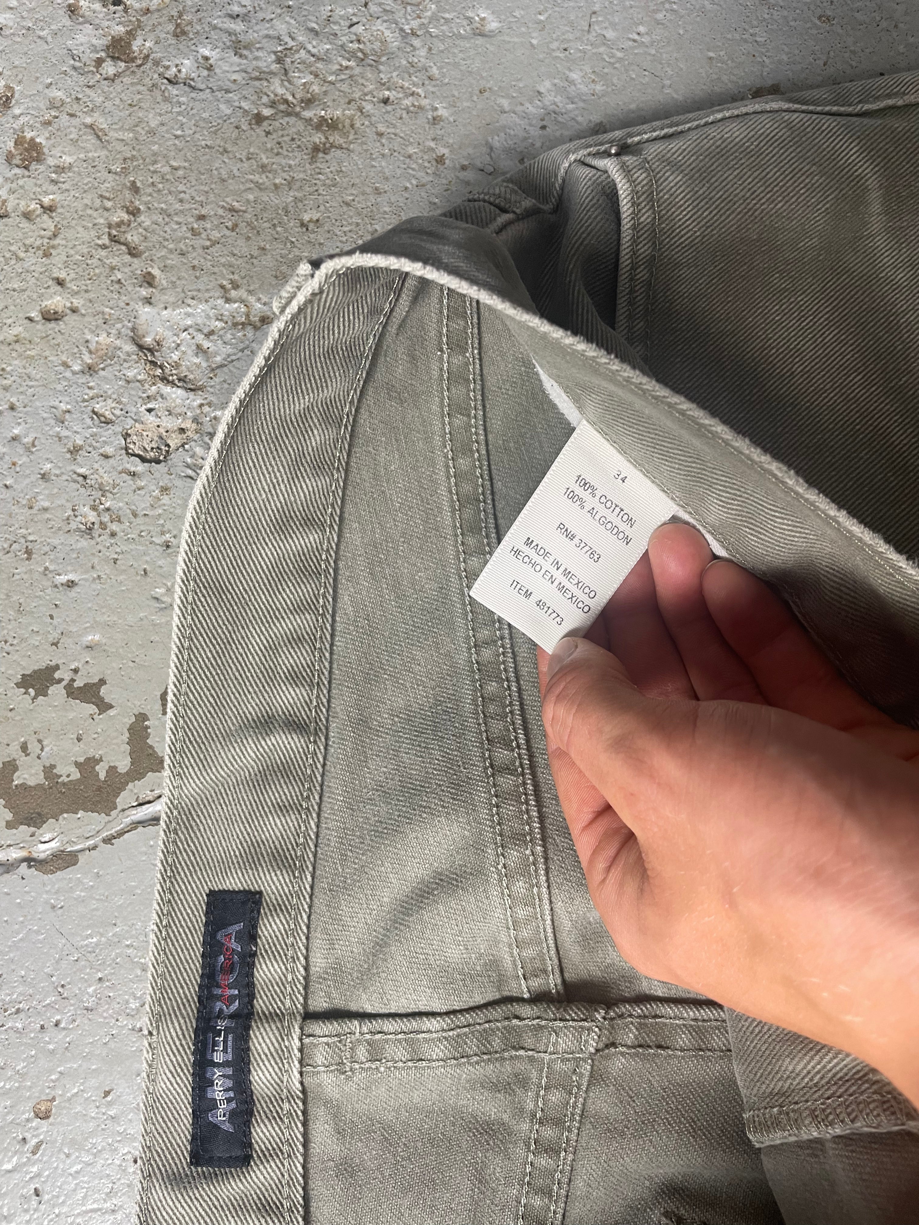 VINTAGE DISTRESSED GRAY JORTS