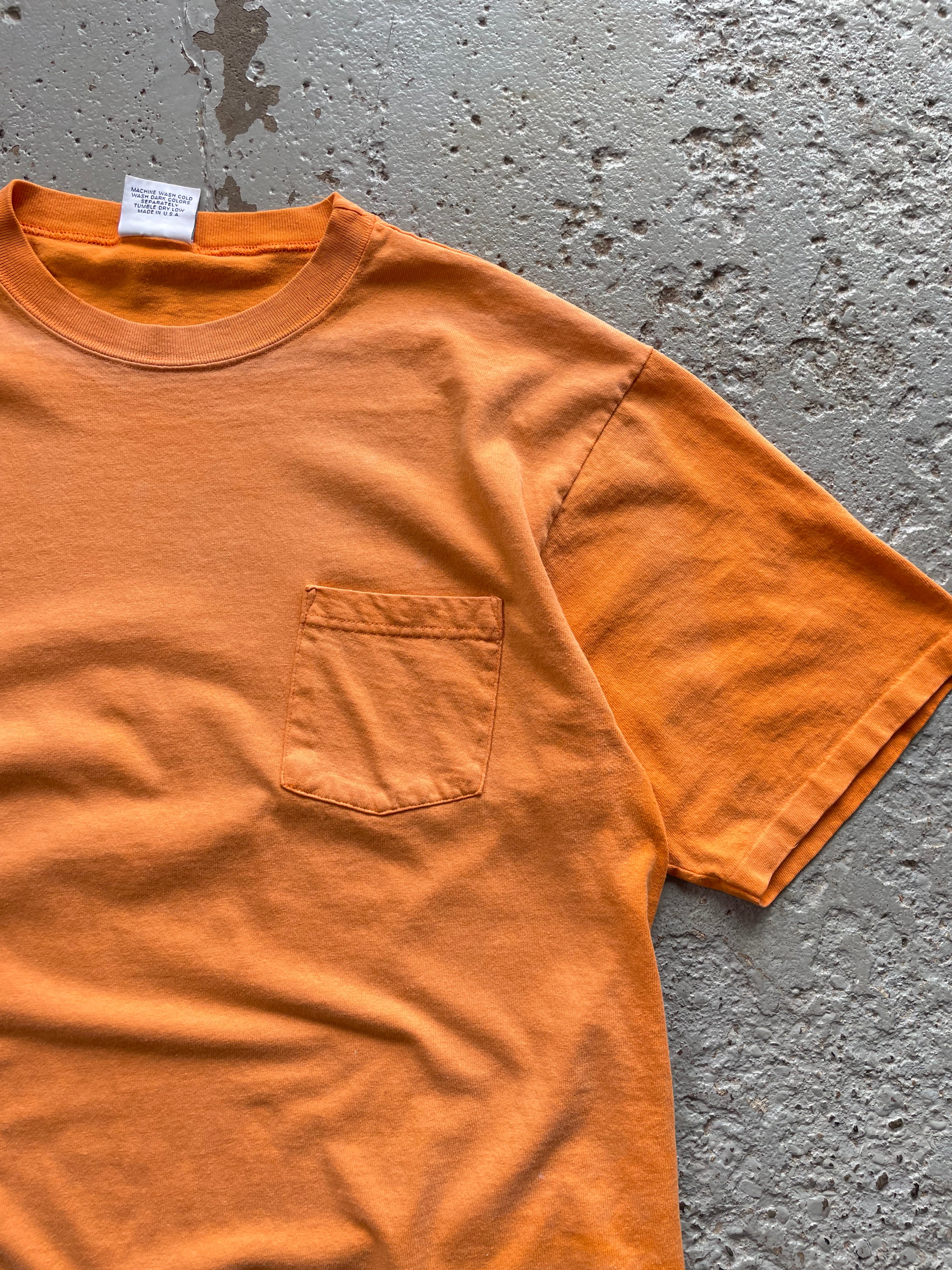 VINTAGE FADED ORANGE POCKET TEE