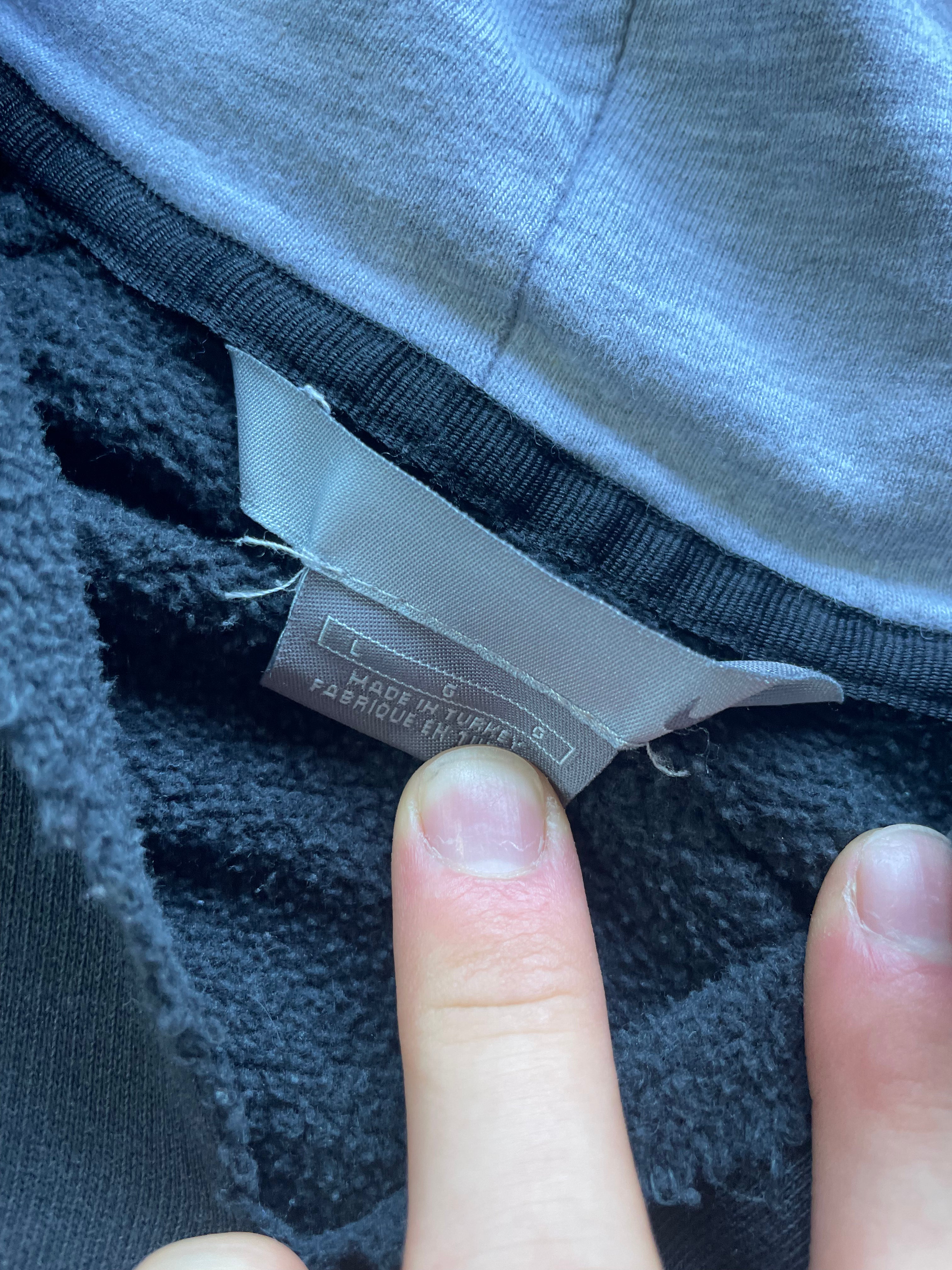 DISTRESSED BLACK NIKE HOODIE