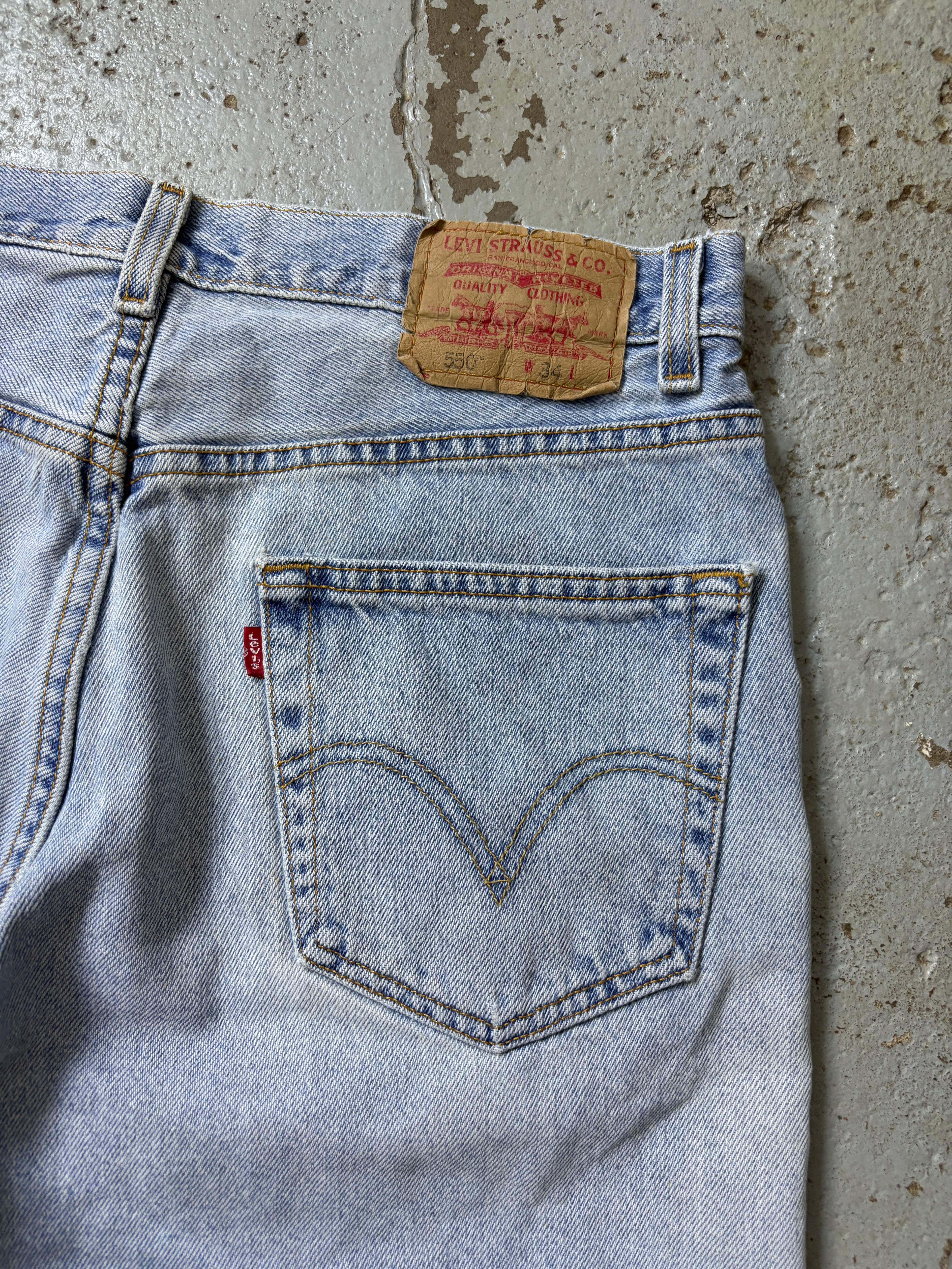 VINTAGE LEVIS JEAN SHORTS