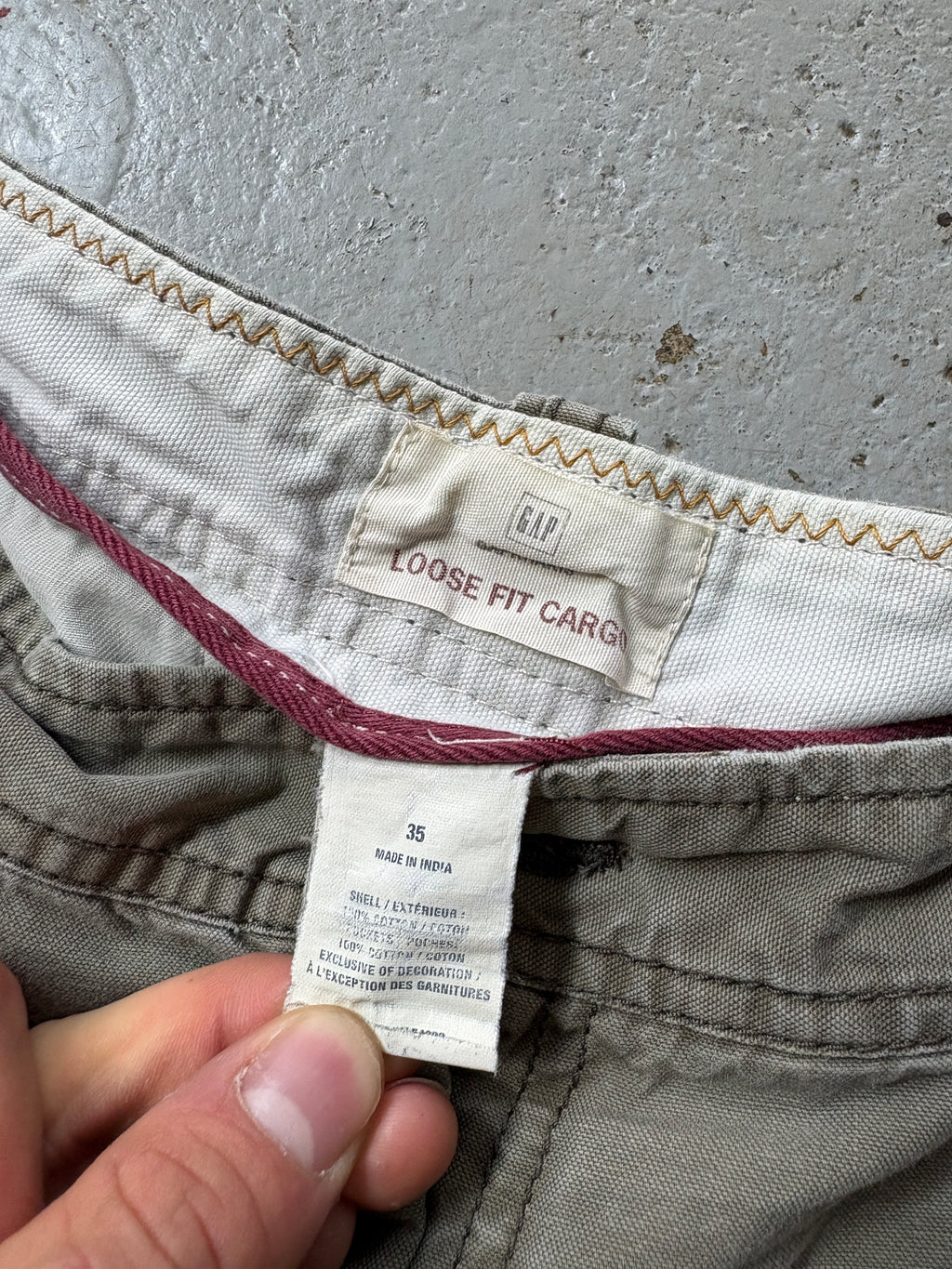 VINTAGE GAP FADED CARGO SHORTS
