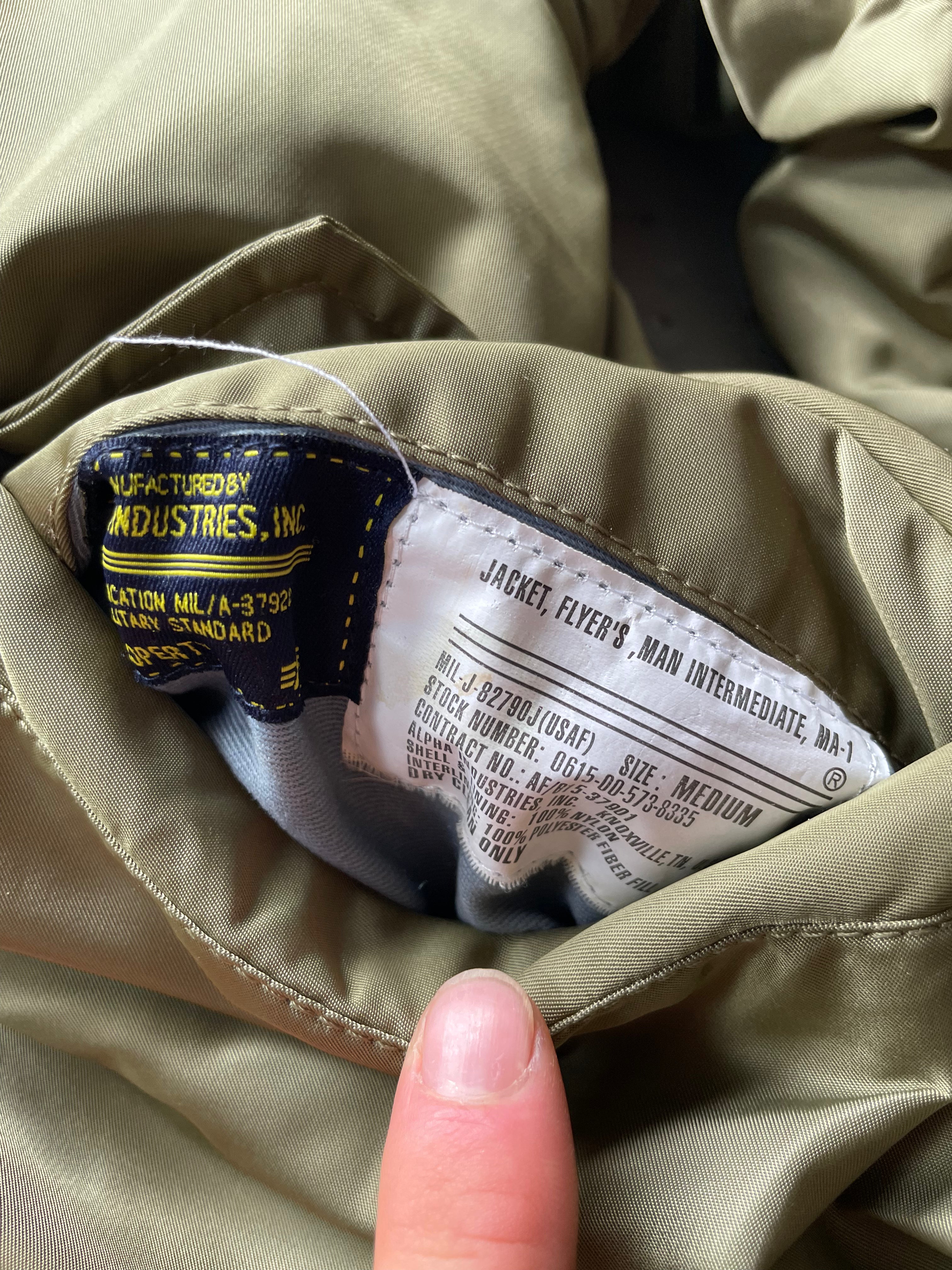 VINTAGE GREEN BOMBER JACKET