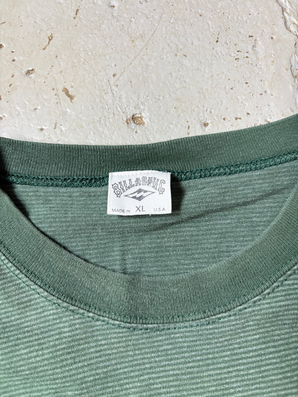 VINTAGE BILLABONG TEE