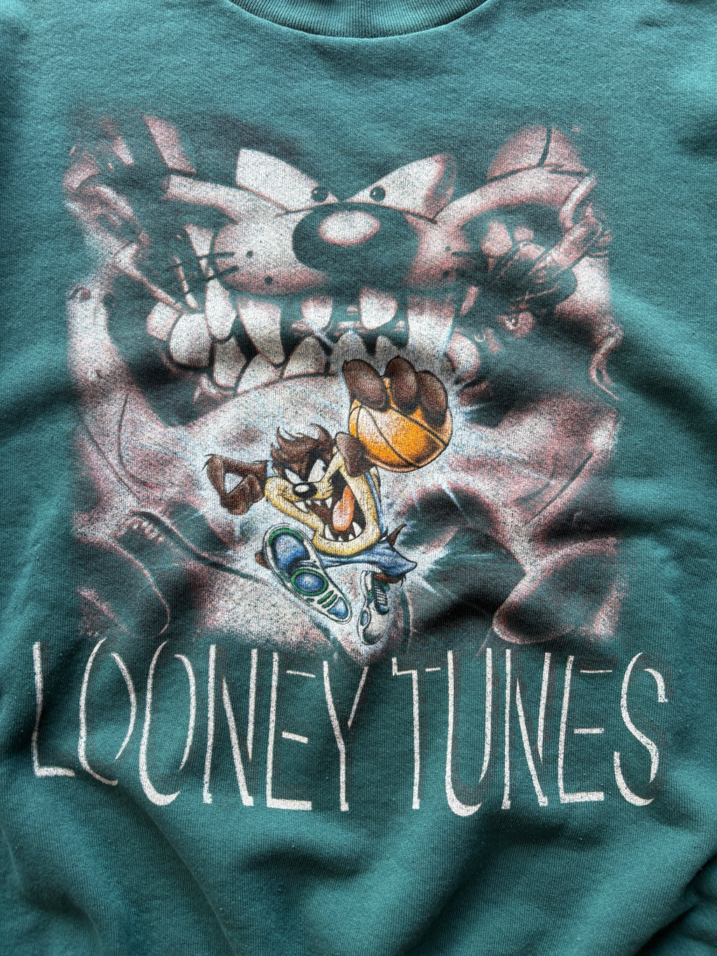 VINTAGE TASMANIAN DEVIL CREWNECK