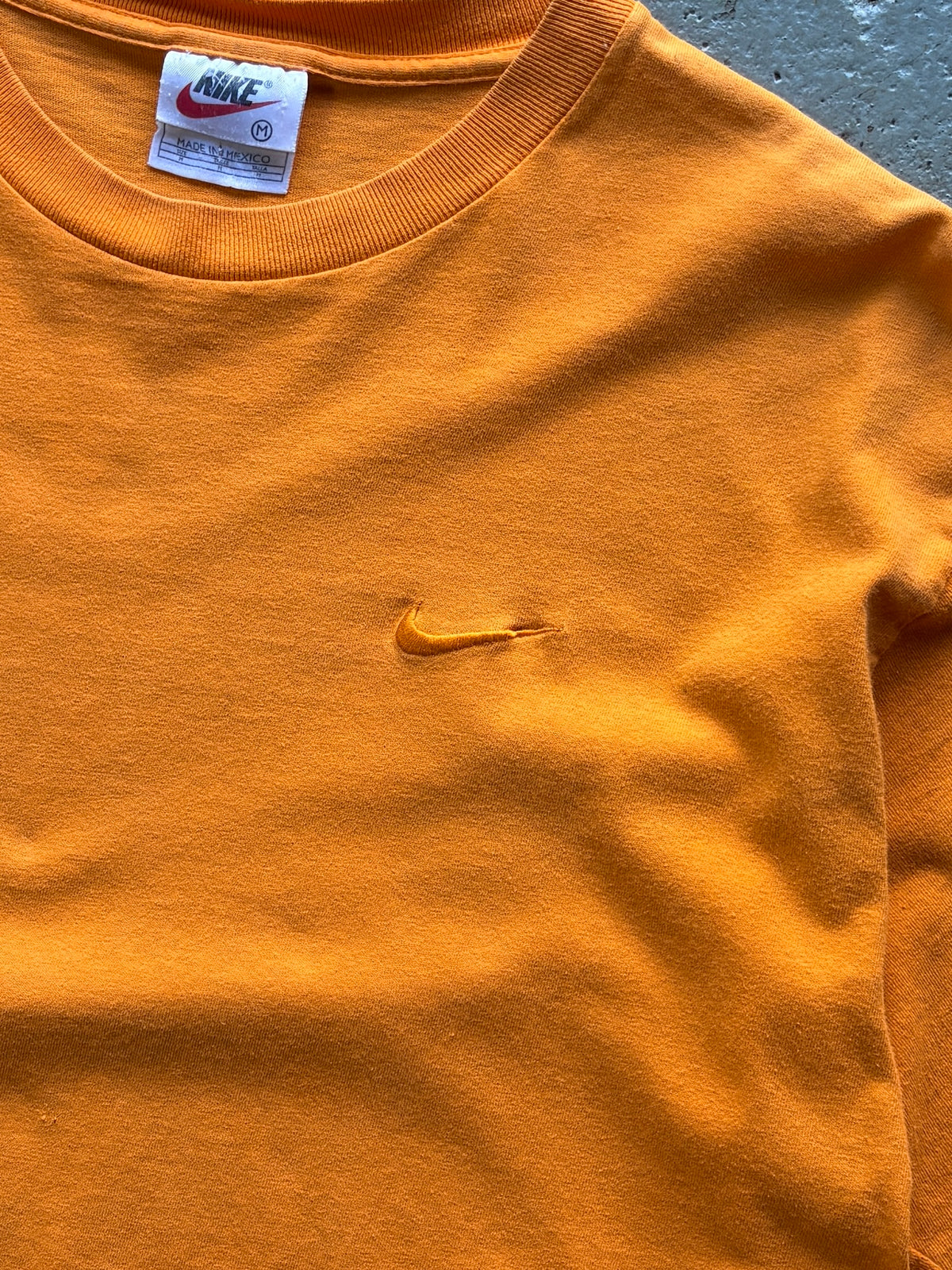 VINTAGE ORANGE NIKE TONAL TEE
