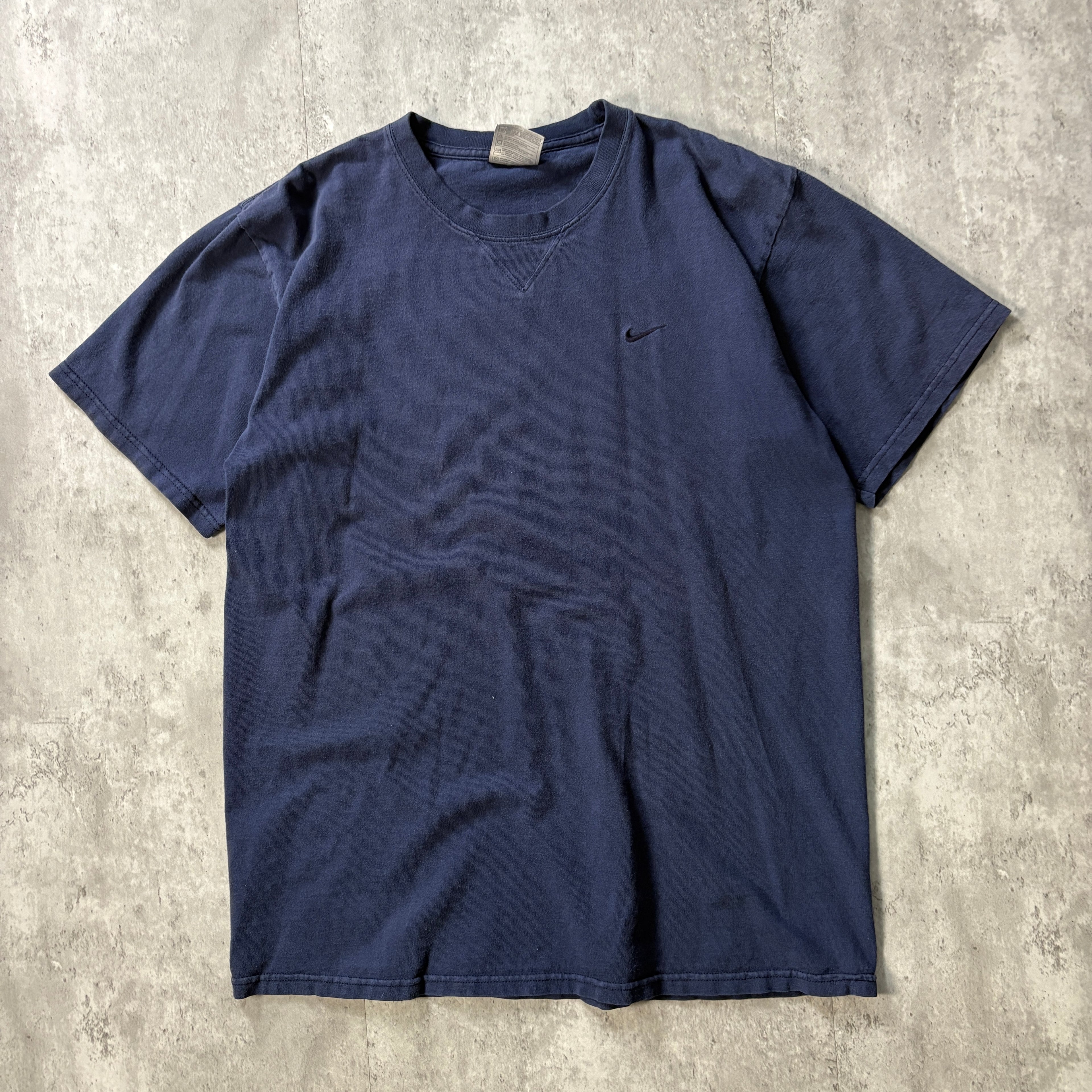 VINTAGE NIKE TONAL TEE