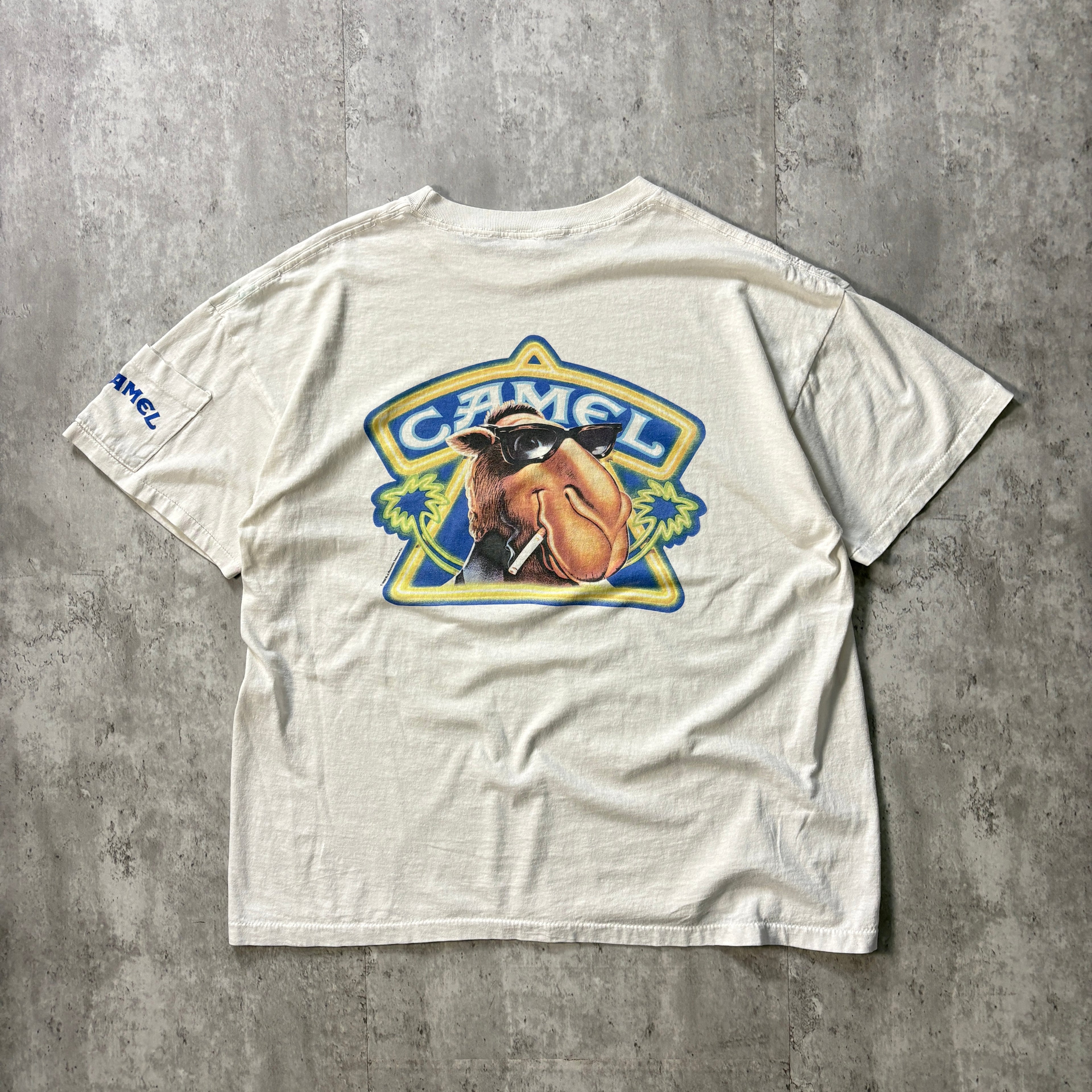 VINTAGE CAMEL CIGARETTES TEE