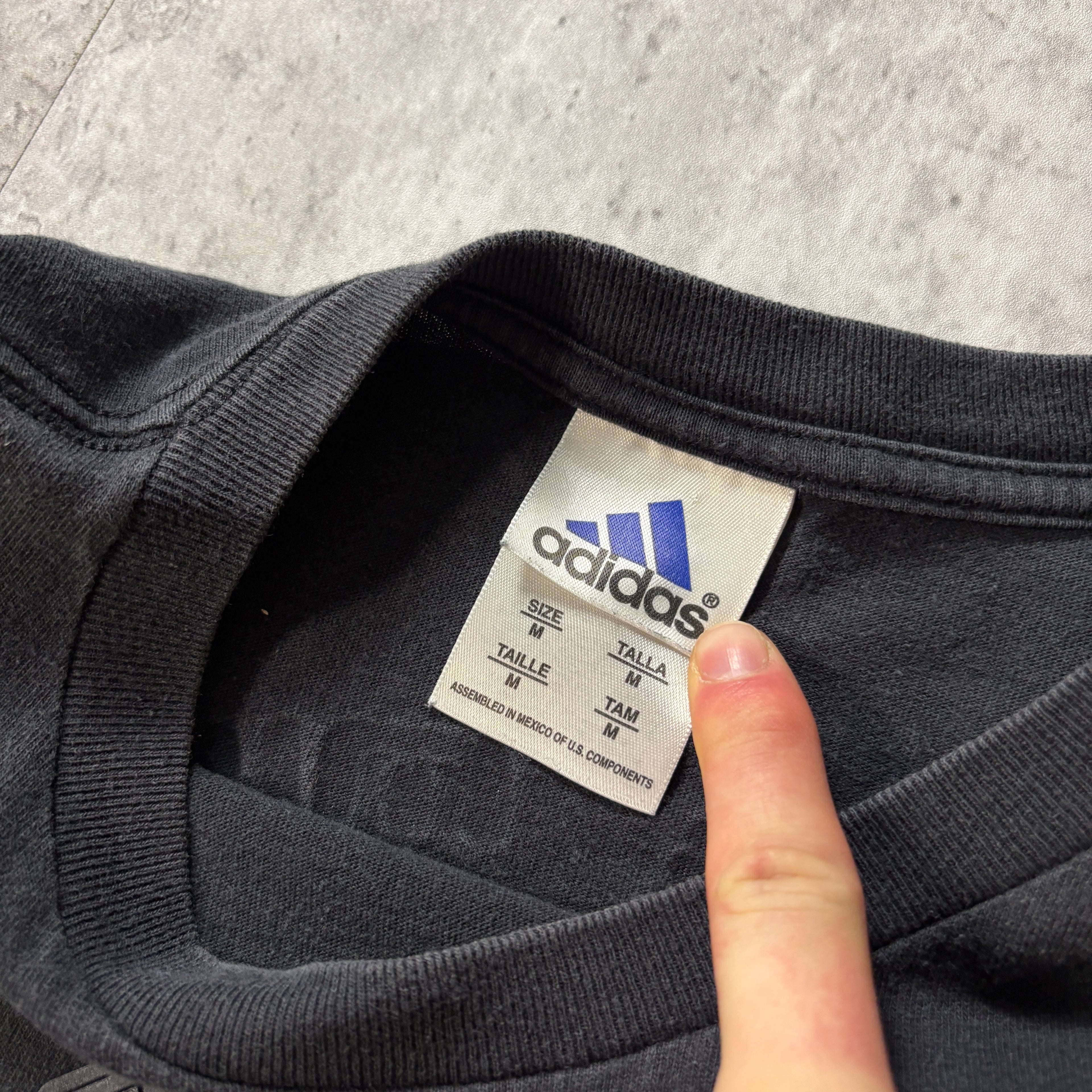 VINTAGE BLACK ADIDAS TEE
