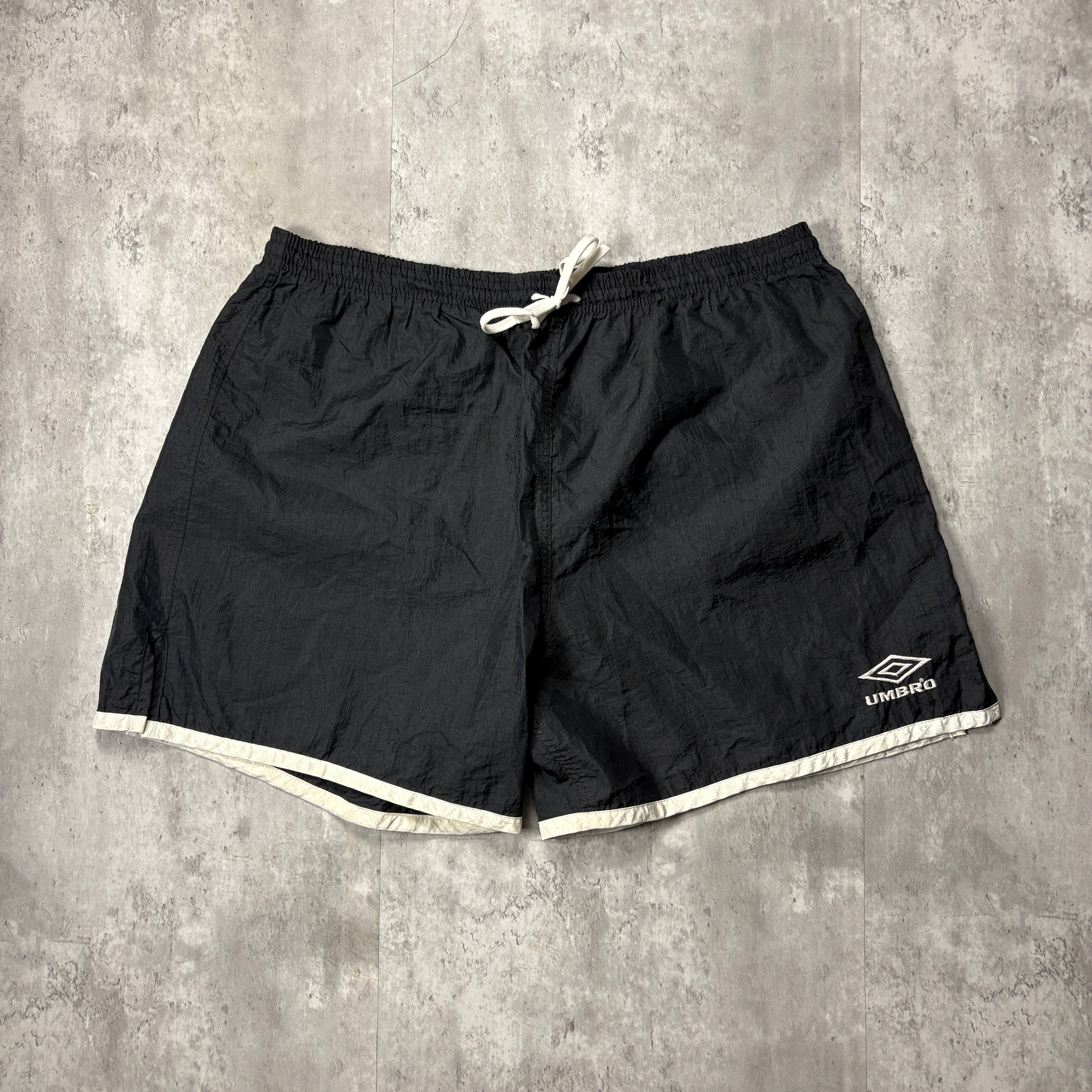 VINTAGE UMBRO SHORTS