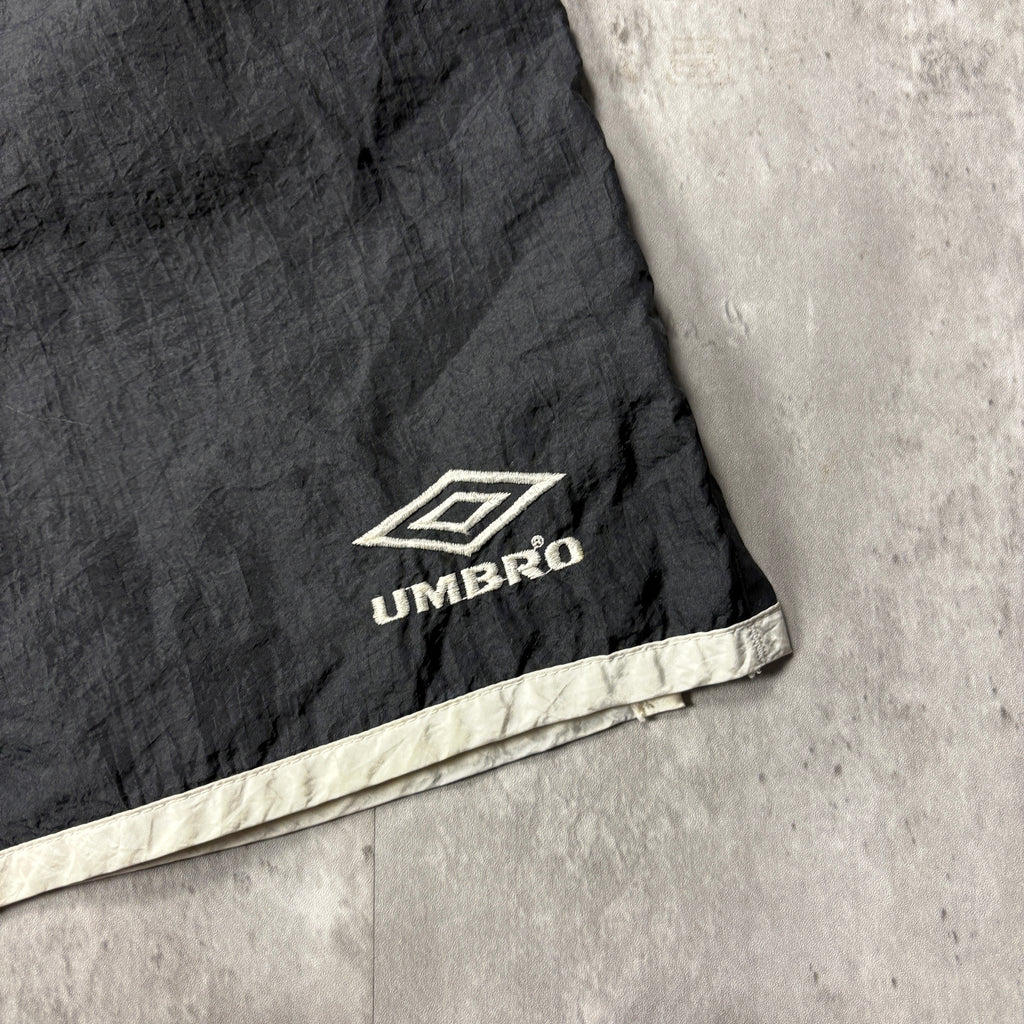 VINTAGE UMBRO SHORTS