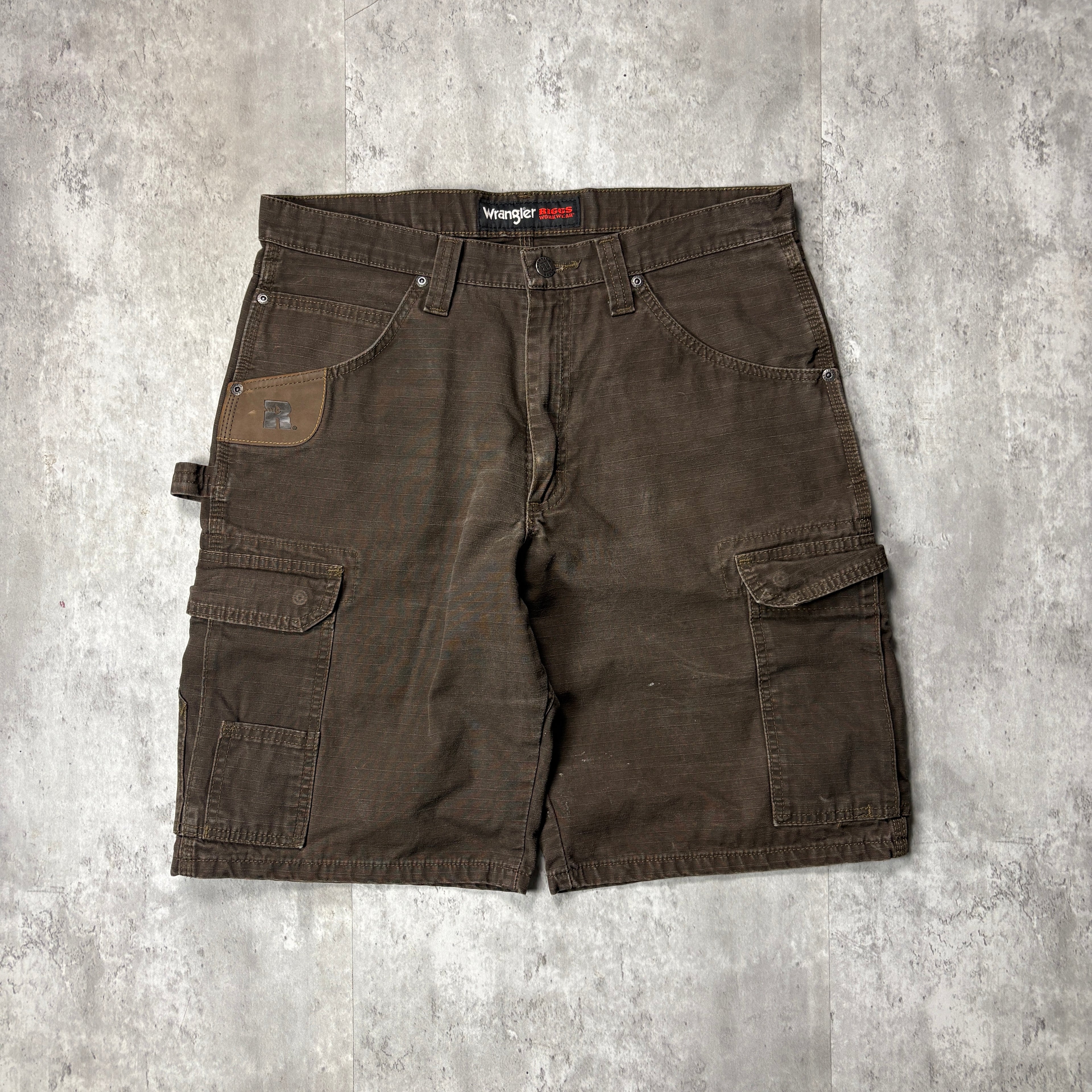 VINTAGE BROWN CARPENTER SHORTS