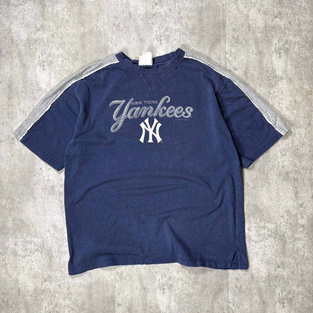 VINTAGE NY YANKEES TEE